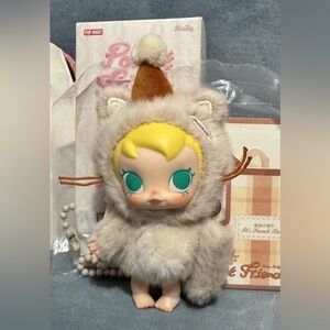 Pop Mart Baby Molly Pocket Friends Series Vinyl Plush Pendant Opened -Snack Time